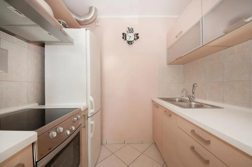 Bruno Split Centre Apartment and Room