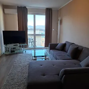 https://flat-at-the-edge-of-the-center-parking.inbudapesthotels.com